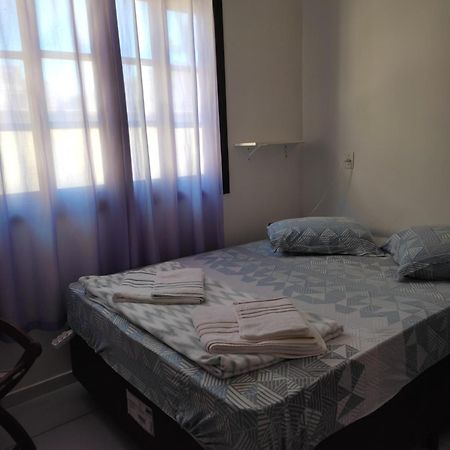 Um Quarto Em Casa Agradavel 佩雷克 外观 照片